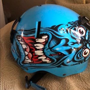 Snowboarding helmet: size medium look at pictures